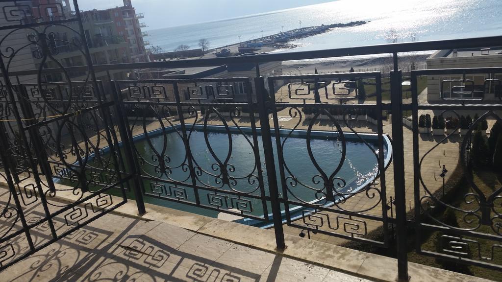 Private Studio 1St Line Pomorie Phòng bức ảnh